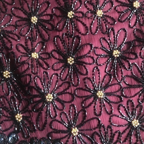 PAPELL boutique Size M wine colored top with heavy gold and black‎ beading NWT - Picture 5 of 9